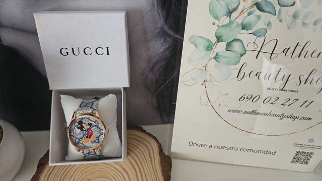 Reloj Gucci Mickey Mouse Multicolor