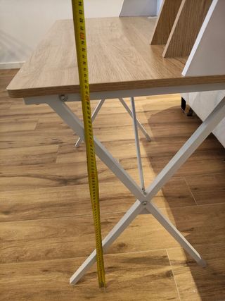 Escritorio madera y metal blanco