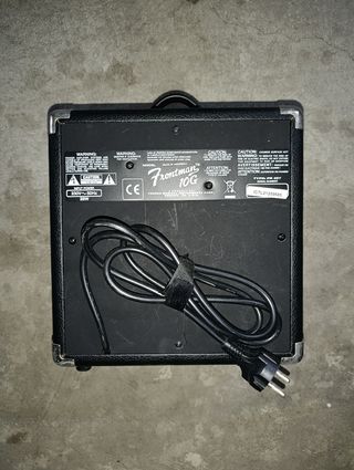 Guitarra Eléctrica Fender con Funda