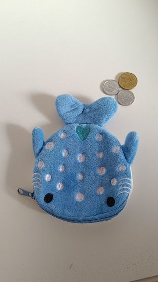 Monedero de Ballena Azul – Felpa Suave - NUEVO