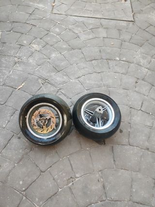 Ruedas minimoto carretera lisas y de lluvia