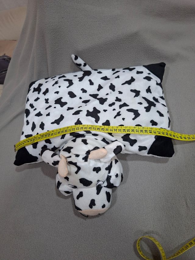 Mucca 4: due cuscini identici