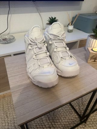 Nike Air More Uptempo Beige/Blanco
