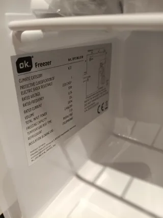 Congelador 33L OK. Bajo encimera