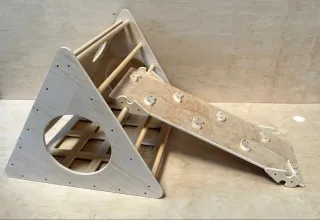 Cubo de Escalada y Rampa 2 en 1 Rocodromo/Tobogán