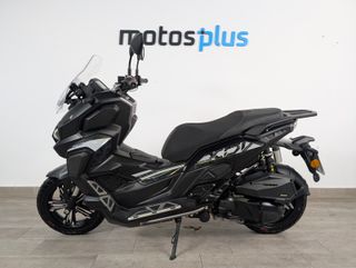 KEEWAY VIESTE 300 XDV 2024