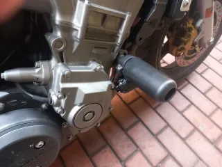 Honda Hornet 900 - 2007 con Top Case