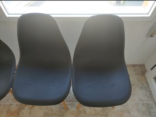 Sillas negras (4 unidades)