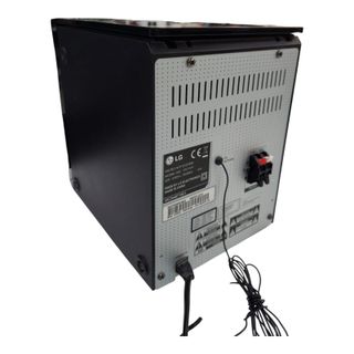 MICROCADENA LG CM1530 2.1 15W FM/USB/CD CON ALTAVOCES