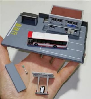 Maqueta N Diorama Estación con Autobús luz tren el