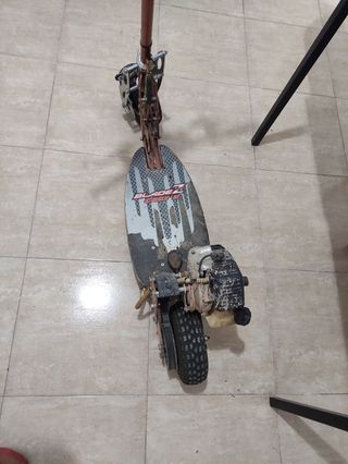 Patinete de gasolina