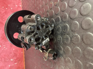 Bomba dirección 20602164F Chrysler Voyager IV (20