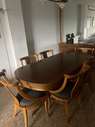 Mesa comedor y 6 sillas de madera
