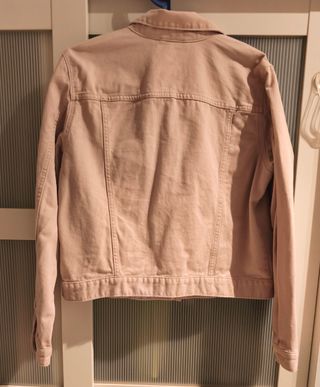 Chaqueta tejana rosa pálido