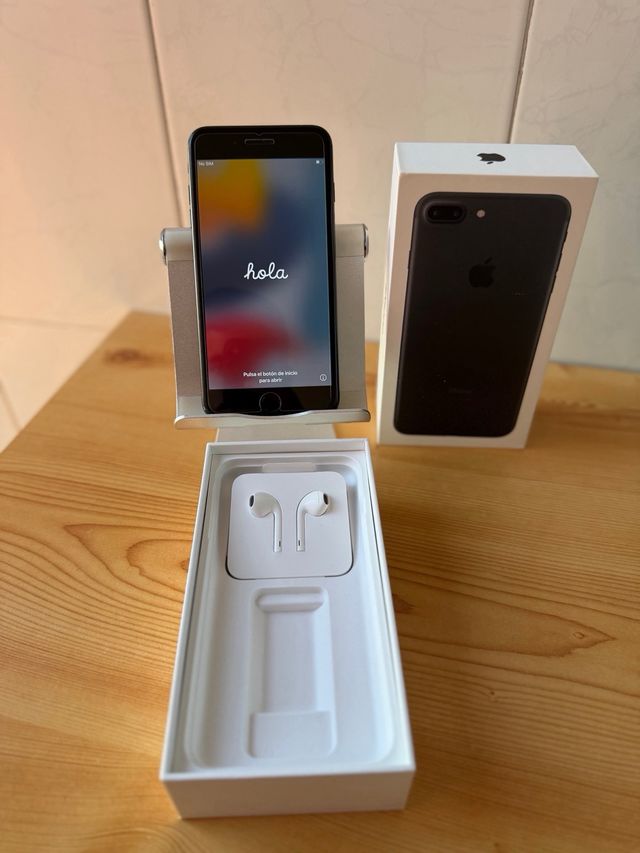 iPhone 7 Plus 32GB nero + scatola + cuffie