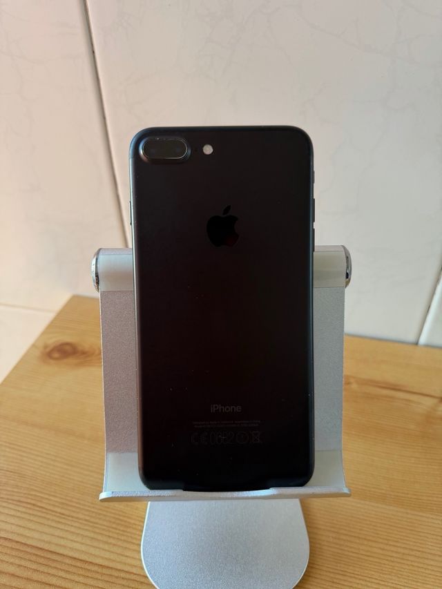 iPhone 7 Plus 32GB nero + scatola + cuffie