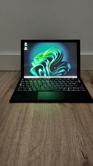 Microsoft Surface Pro 5 i5 8GB RAM 256GB SSD