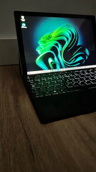 Microsoft Surface Pro 5 i5 8GB RAM 256GB SSD