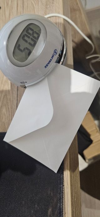 Reloj Bola Zevalin Blanco + Abrecartas
