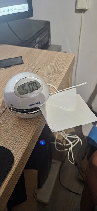 Reloj Bola Zevalin Blanco + Abrecartas