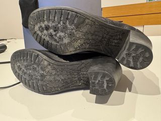 Botines Camper negros con cordones y tacón