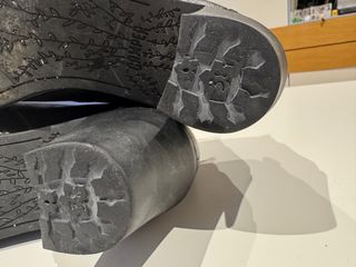 Botines Camper negros con cordones y tacón