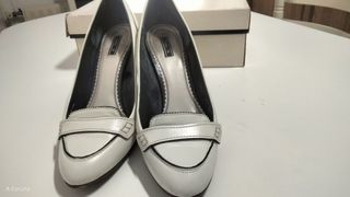 Zapatos de tacón Zara blancos talla 39