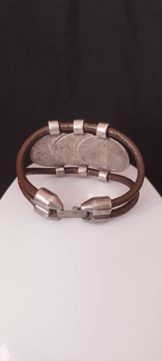  Pulseras Cuero y Plata