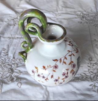 Brocca in ceramica decorata