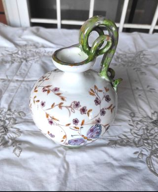 Brocca in ceramica decorata