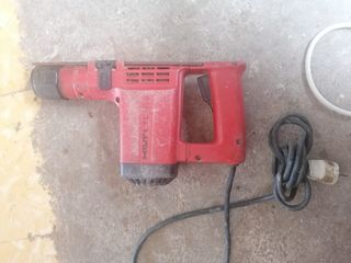 Taladro Hilti Rojo