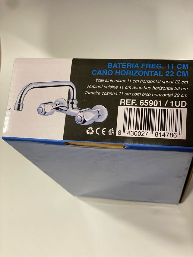 Grifo de pared bimando metal