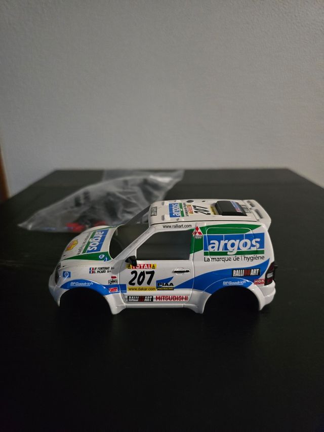 Carrocería + Chasis Mitsubishi Pajero Ninco