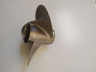Hélice para motor de barco