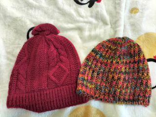 Gorros de lana tejidos