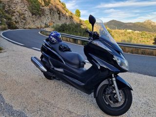 Yamaha Majesty 400 Scooter