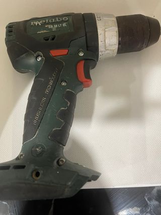Atornillador percutor Metabo SB 18 LT BL