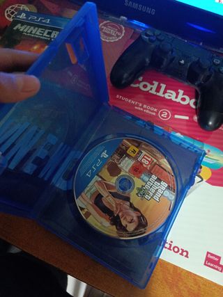 Minecraft PS4 + GTA V PS4