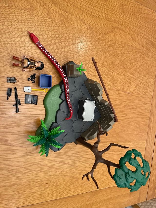 Playmobil Campamento Cazadores