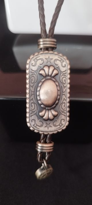 Collar Viceroy Plata y Cuero