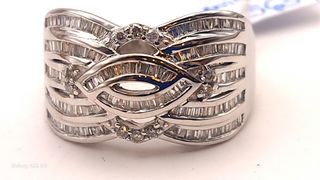 Anillo Oro 18K con Diamantes