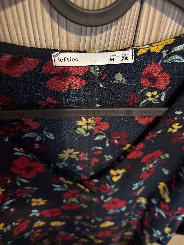 Vestido estampado floral Lefties no envío