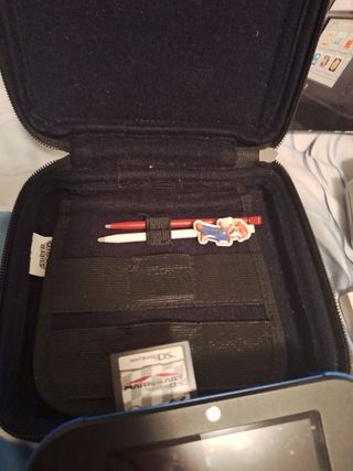 Nintendo 2DS Negra + Juegos y Accesorios 