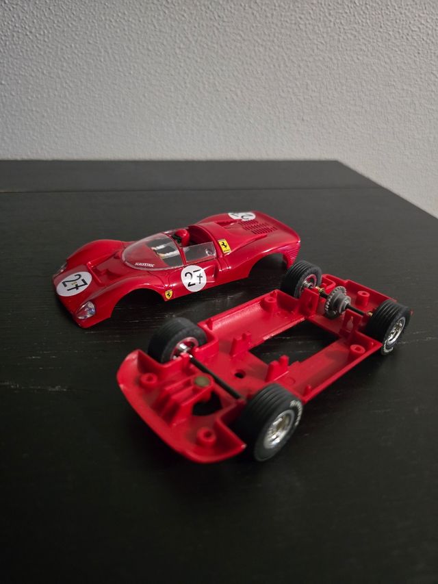 Carroceria y chasis Ferrari 330 GT Scalextric