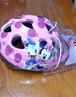 Casco infantil.patines y protectores