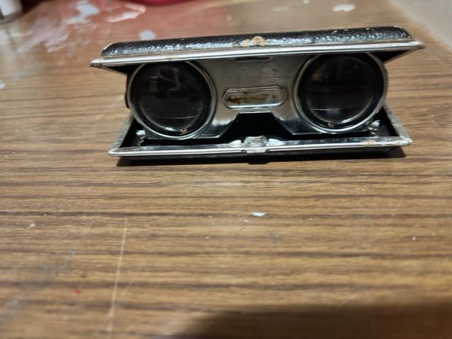 Binocolo tascabile vintage da teatro