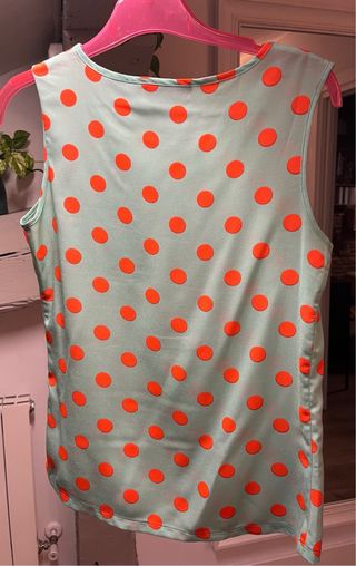 Top Traka Barraka lunares naranja y verde