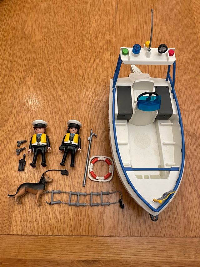 Lancha Policía Playmobil con Accesorios