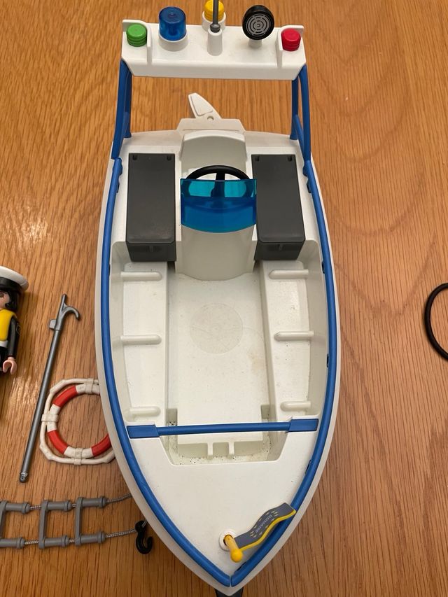 Lancha Policía Playmobil con Accesorios