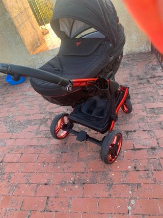 Carrito bebé Junama Diamond Negro/Rojo